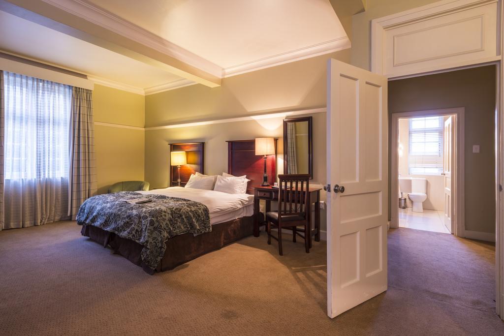 Imperial Hotel By Misty Blue Hotels ピーターマリッツバーグ エクステリア 写真