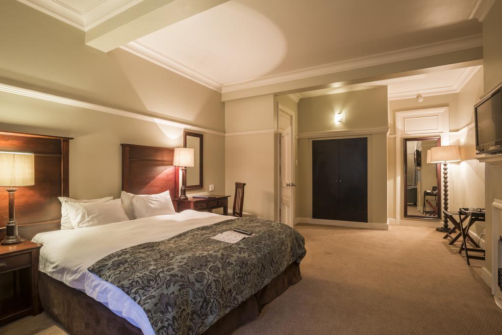 Imperial Hotel By Misty Blue Hotels ピーターマリッツバーグ エクステリア 写真