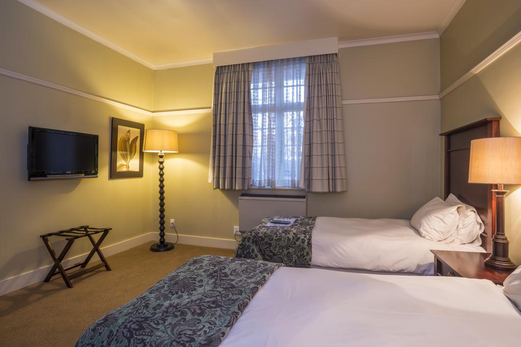 Imperial Hotel By Misty Blue Hotels ピーターマリッツバーグ エクステリア 写真